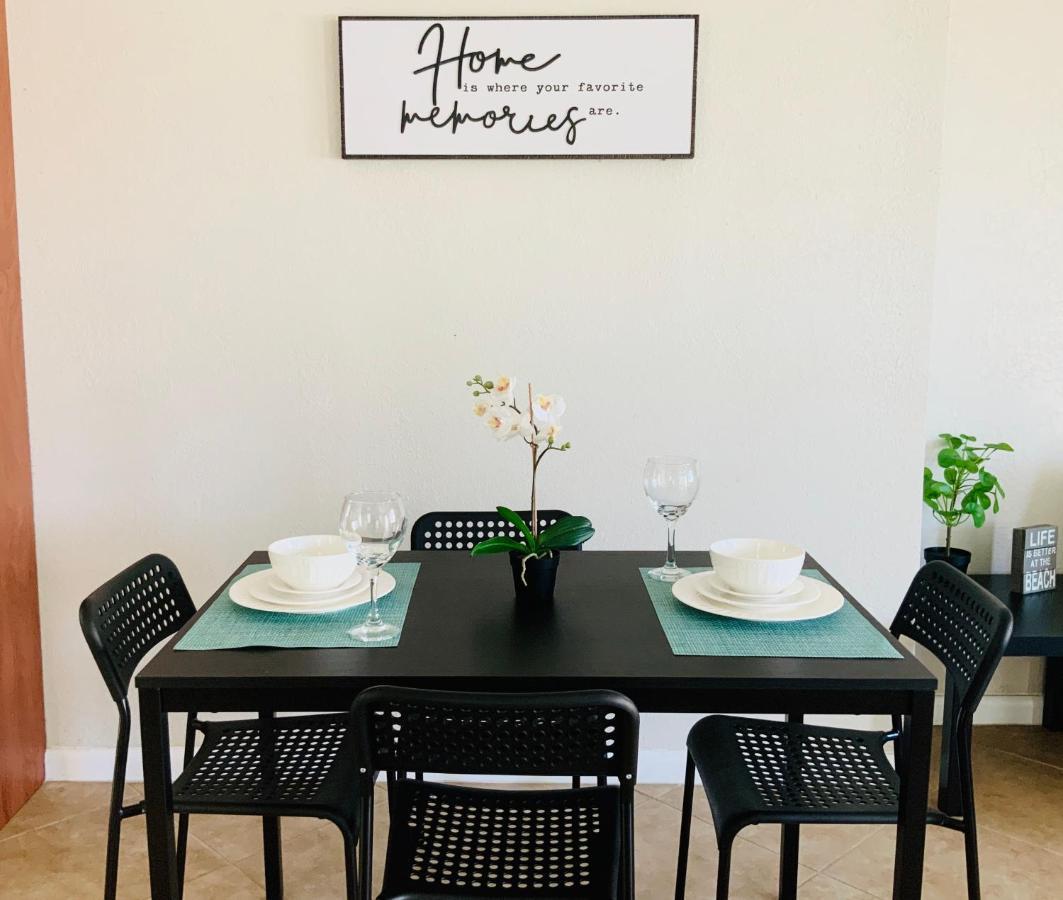 Hollywood Beach Apartments - Walk To The Beach Extérieur photo